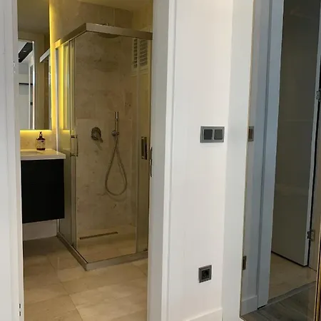 Geraeumige Ferienwohnung Mit Pool 160M² 3 Schlafzimmer 2 Baeder Stube Und Kueche Appartamento