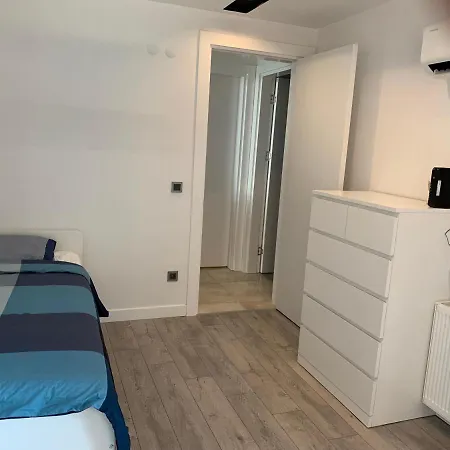 Appartamento Geraeumige Ferienwohnung Mit Pool 160M² 3 Schlafzimmer 2 Baeder Stube Und Kueche